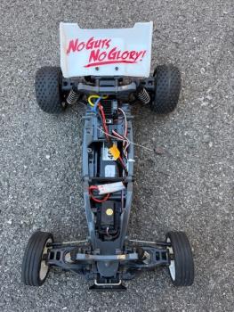 Preview: Neuwertiger Tamiya Fighter Buggy 2WD RTR